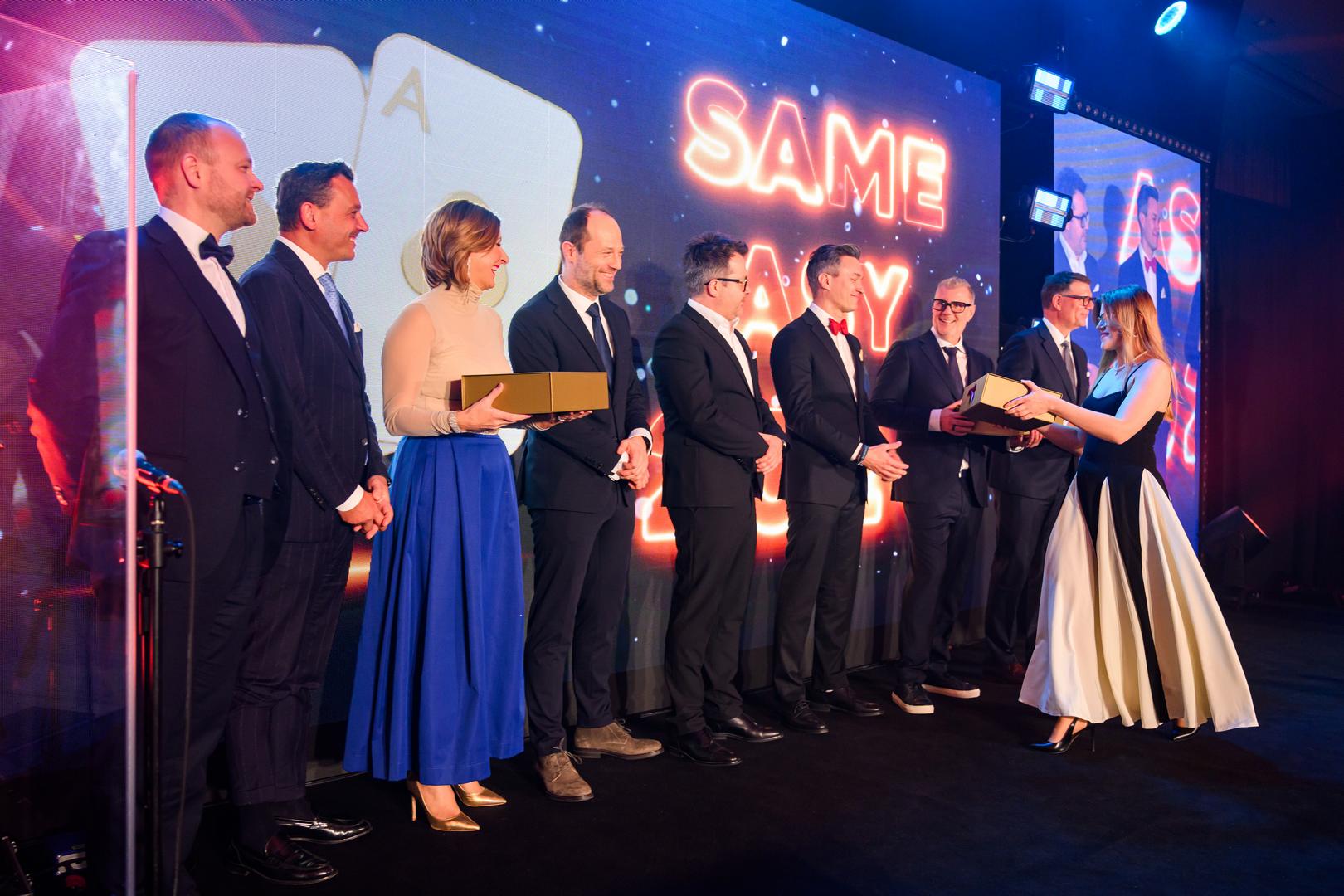 Gala Same Asy 2024 Credipass - pośrednik finansowy, ekspert finansowy | Credipass Gala Same Asy 2024 Credipass - Credipass - kredyty hipoteczne, kredyty gotówkowe, ubezpieczenia